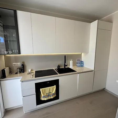 M&c Tropea Daire *